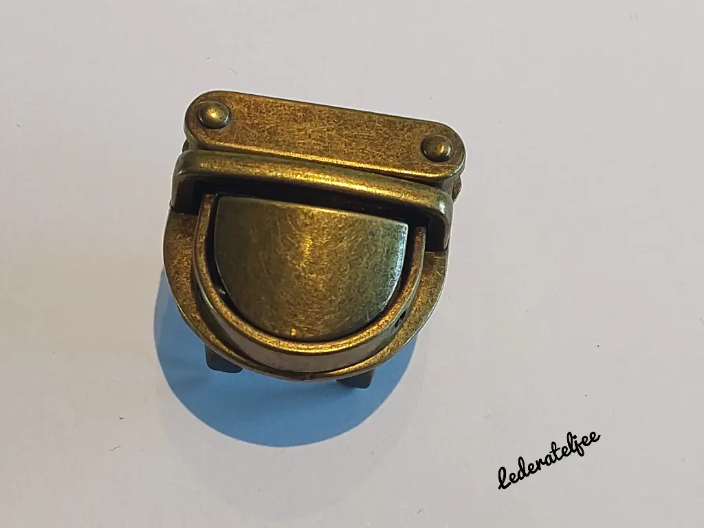 S136 Boekentasslot Brons