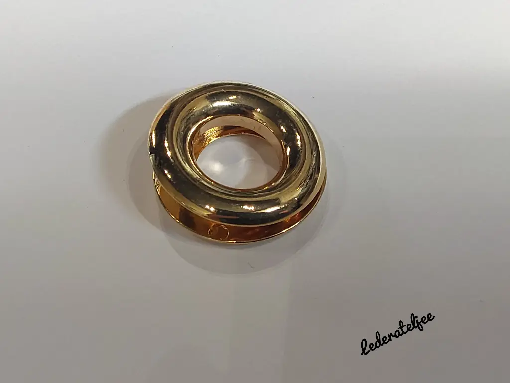H68 Ring 1.5cm Goud  