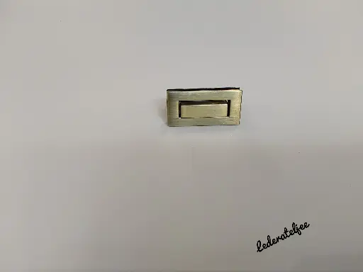 S124 Handtasslot Brons